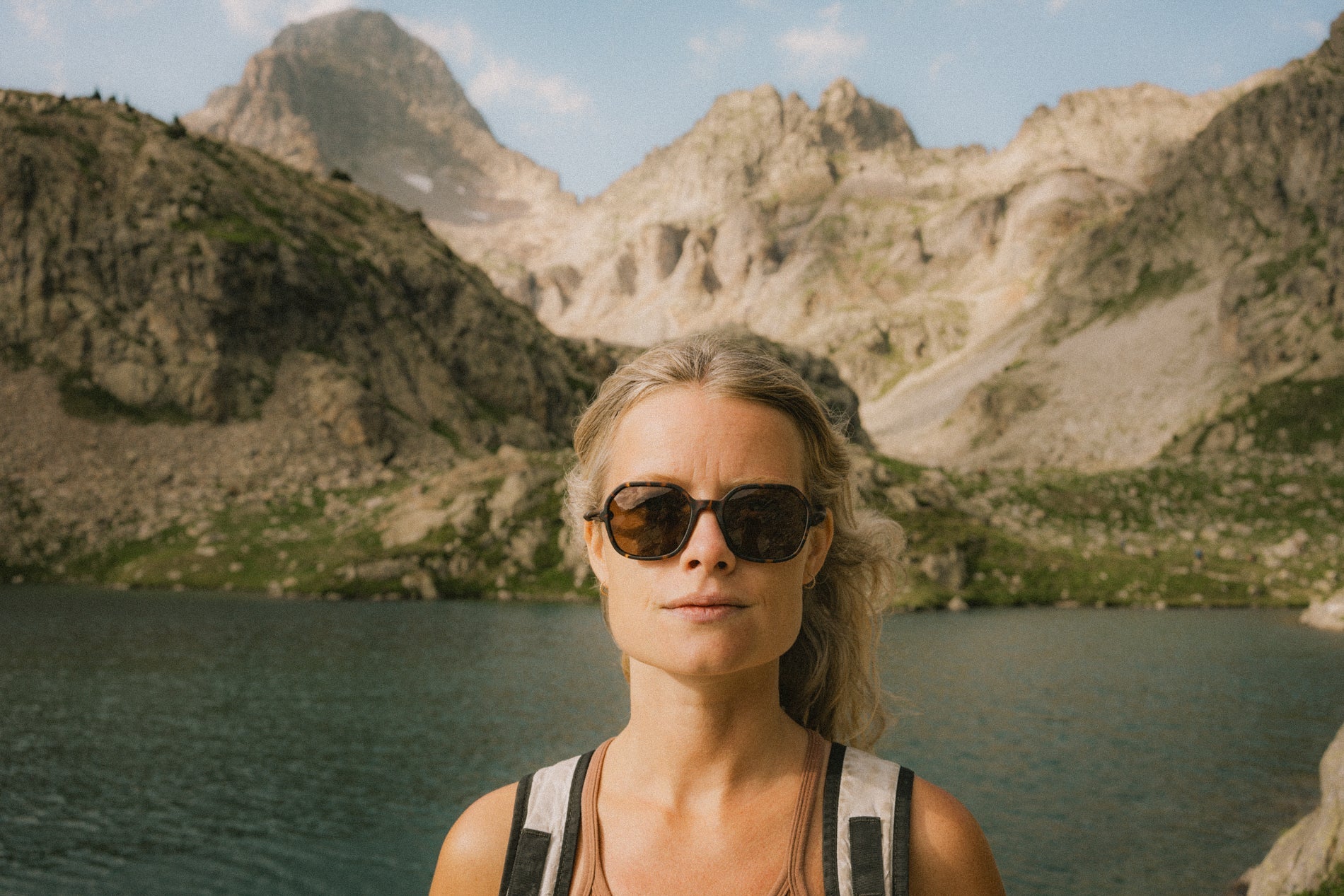 Cammina, Ombraz Armless Sunglasses