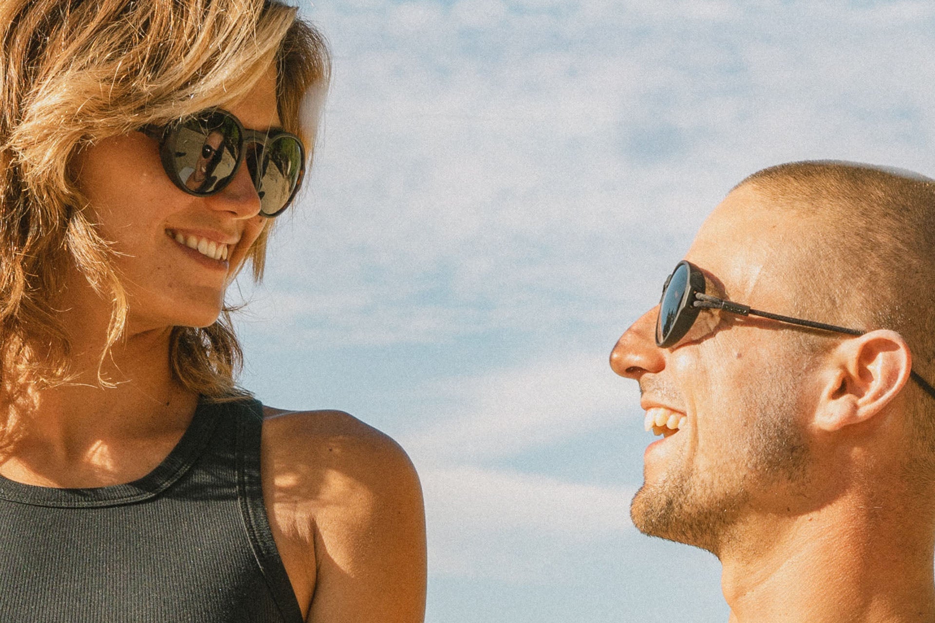 Viale, Ombraz Armless Sunglasses