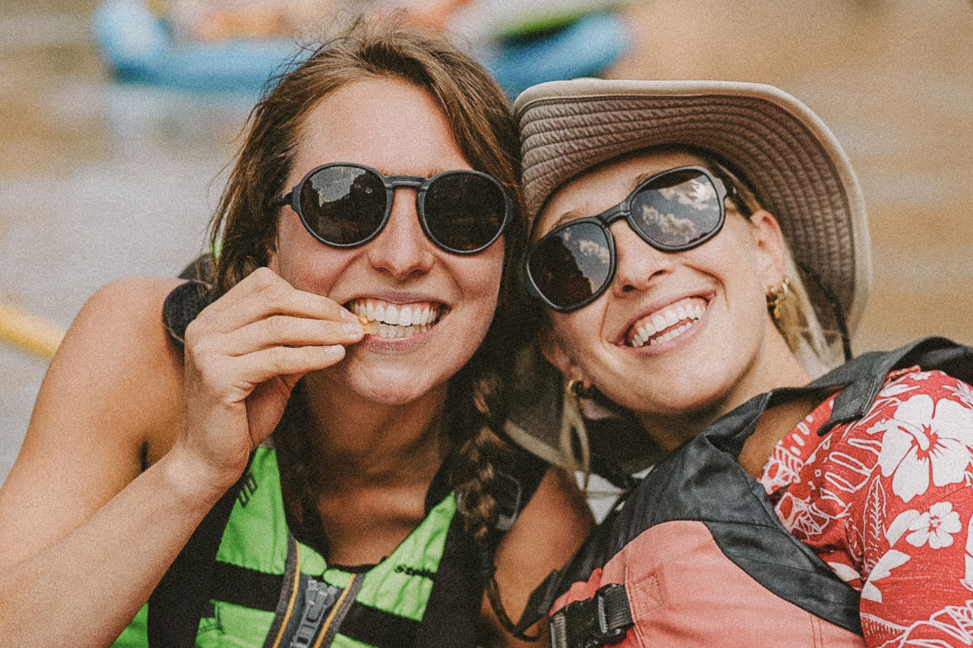 Viale, Ombraz Armless Sunglasses