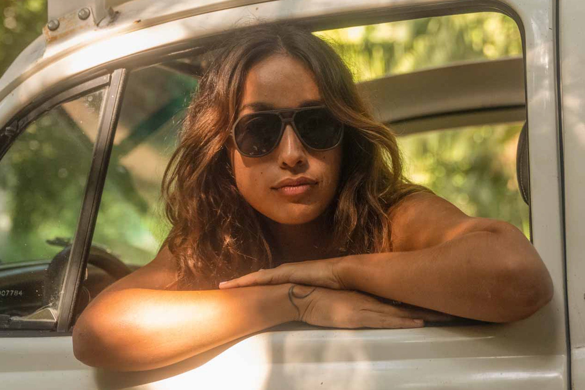 Classics, Ombraz Armless Sunglasses