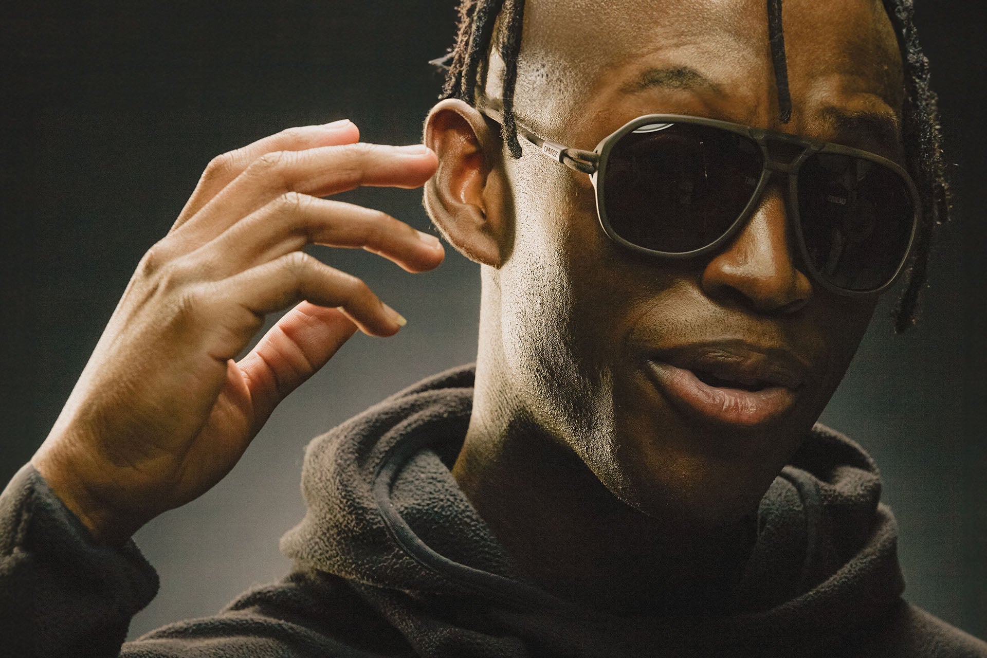 Classics, Ombraz Armless Sunglasses