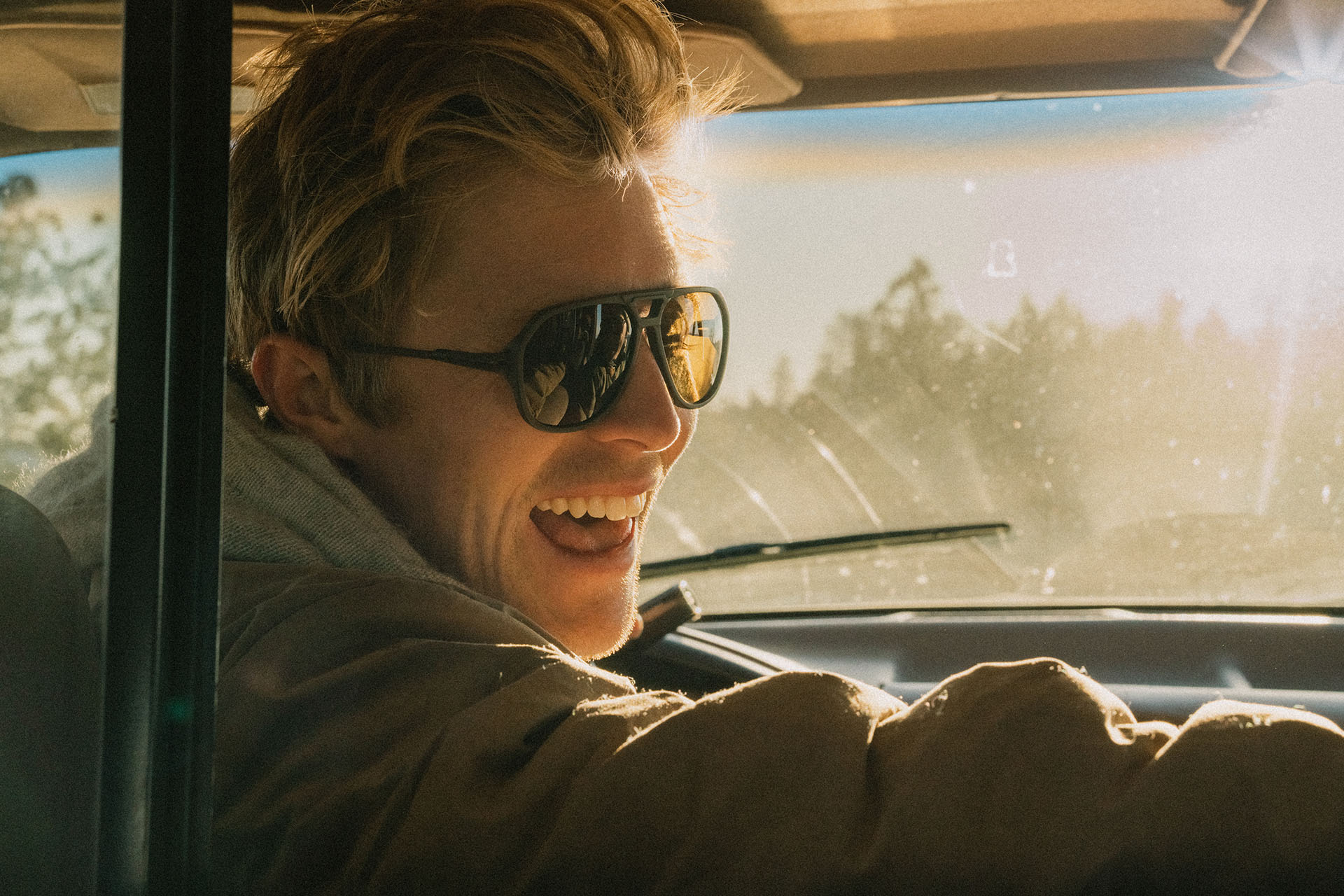 Classics, Ombraz Armless Sunglasses