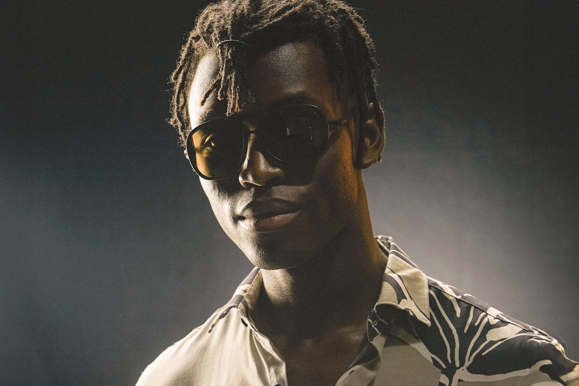 Leggero, Ombraz Armless Sunglasses