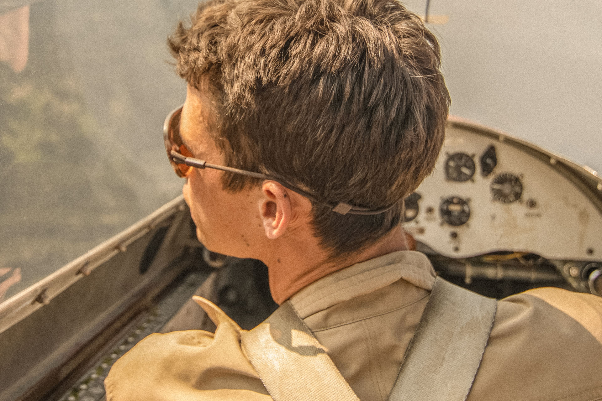 Leggero, Ombraz Armless Sunglasses