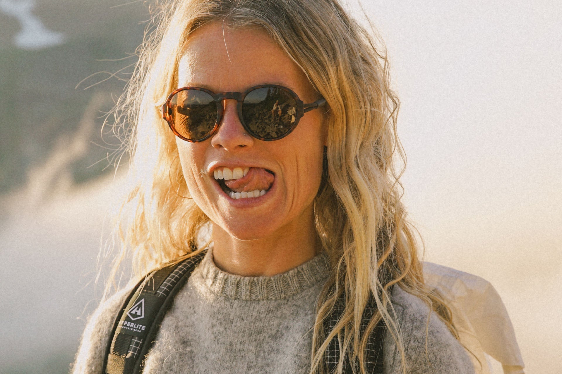 Viale, Ombraz Armless Sunglasses