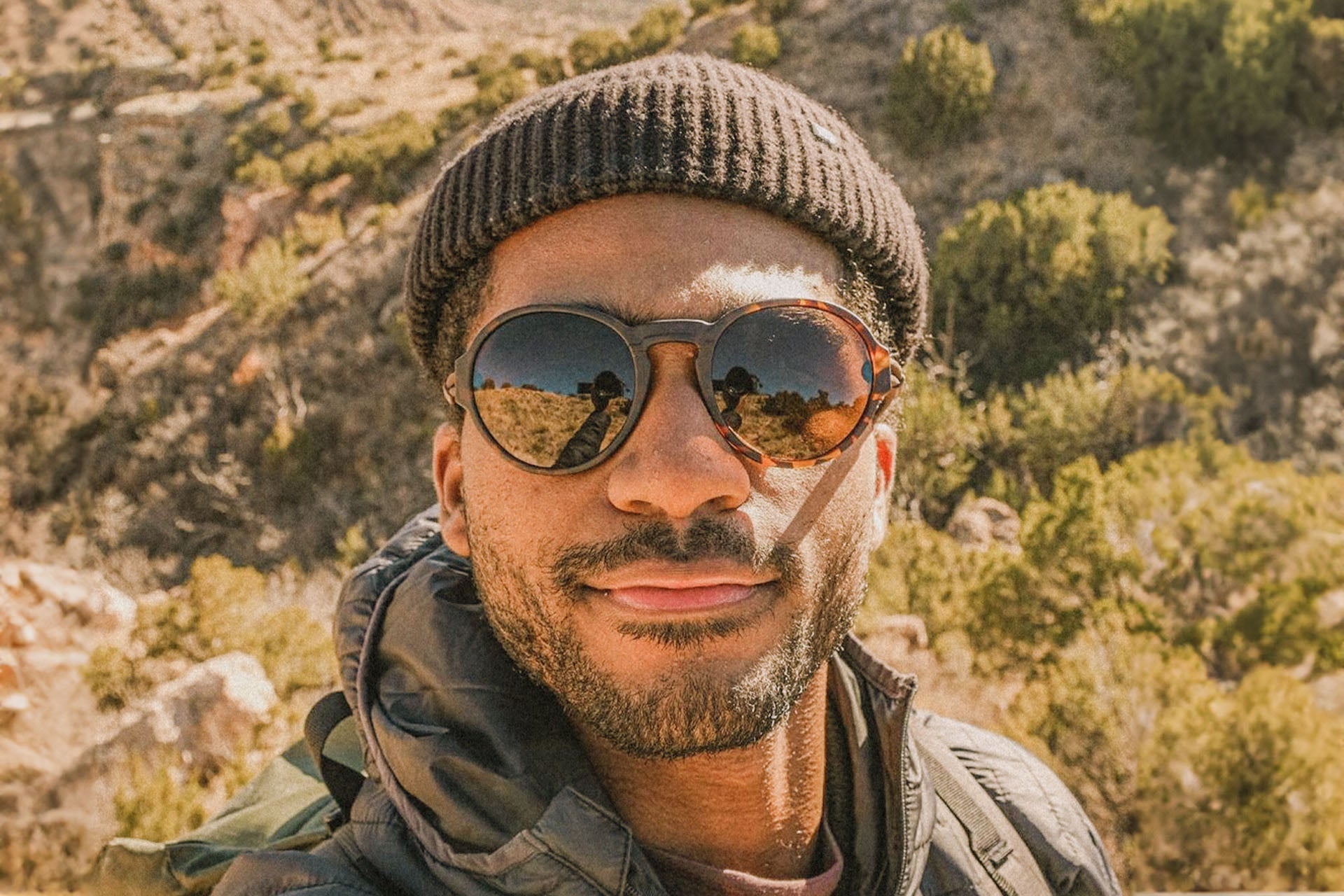 Viale, Ombraz Armless Sunglasses