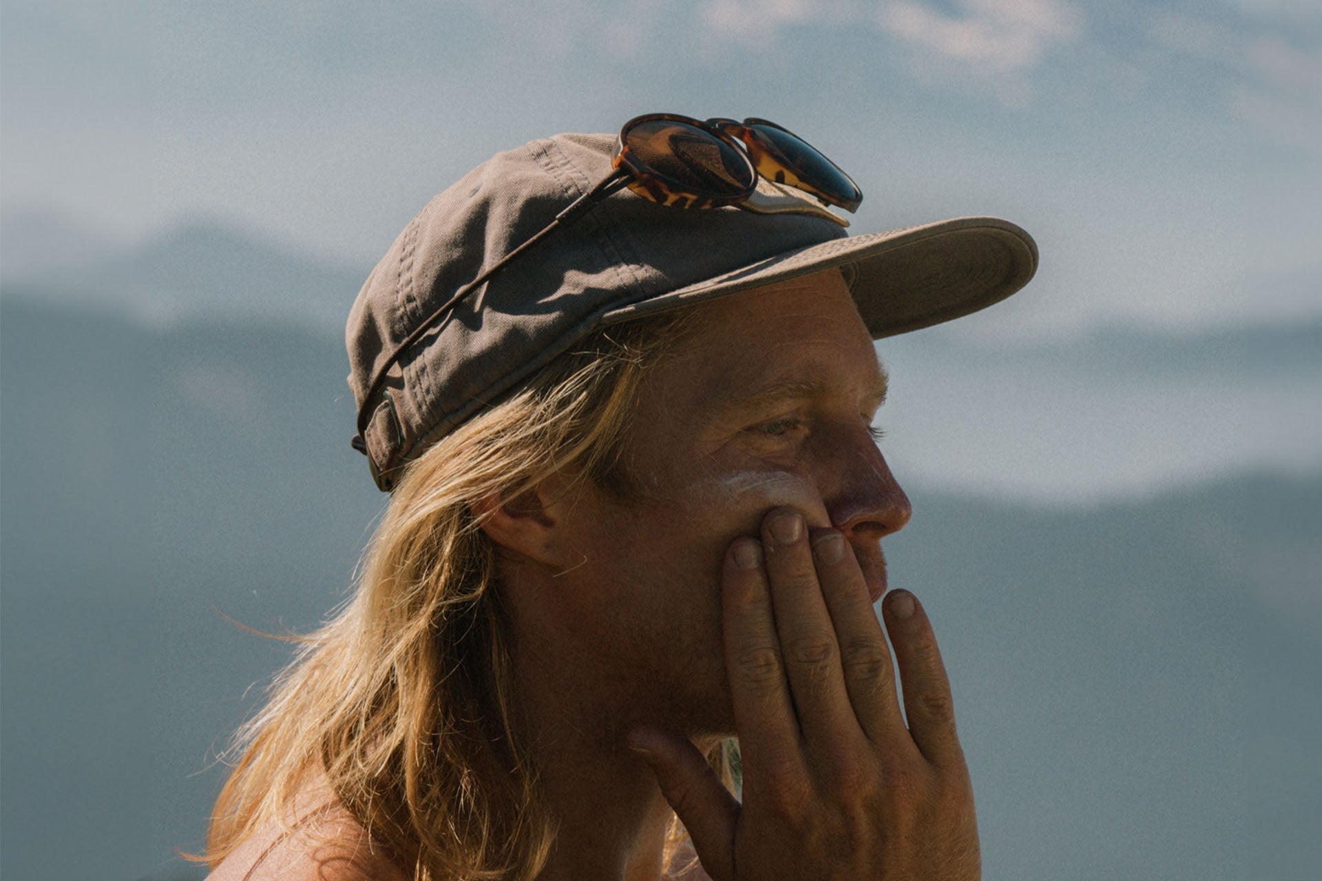 Viale, Ombraz Armless Sunglasses